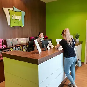 Sleep 'n Fly Sleep Lounge, D-gates Terminal 1 - Transit Only , Dubai United Arab Emirates