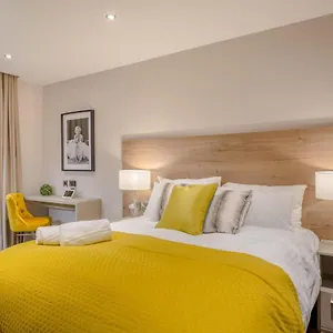 4* Appart hôtel Dwell Living